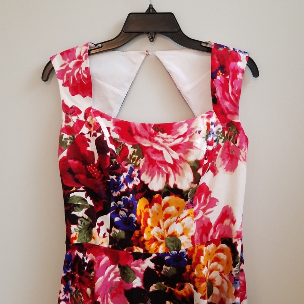 Floral A-Line Dress - Picture 2 of 5